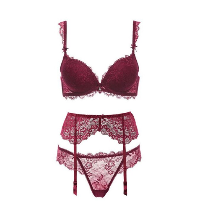 Yuanchng Lace Lingerie Set 3Pcs Underwired Bra Panties Girdles Garters
