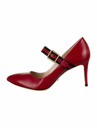 sylvie pump