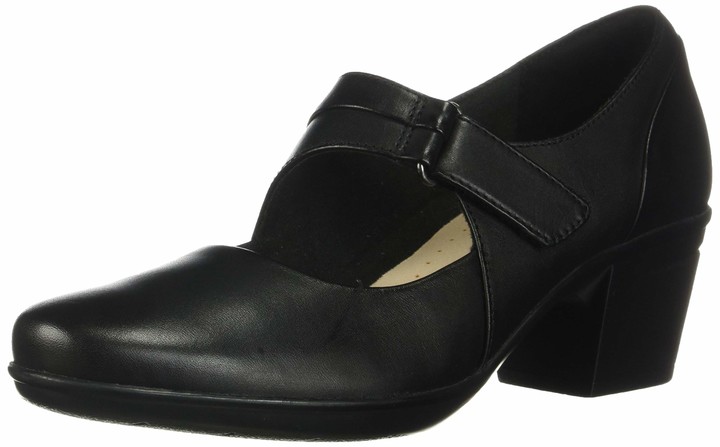 clarks mary jane shoes canada