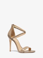 catia patent leather sandal