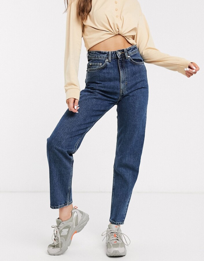 Weekday Lash cotton super high rise mom jeans in mid wash standard blue -  BLACK - ShopStyle