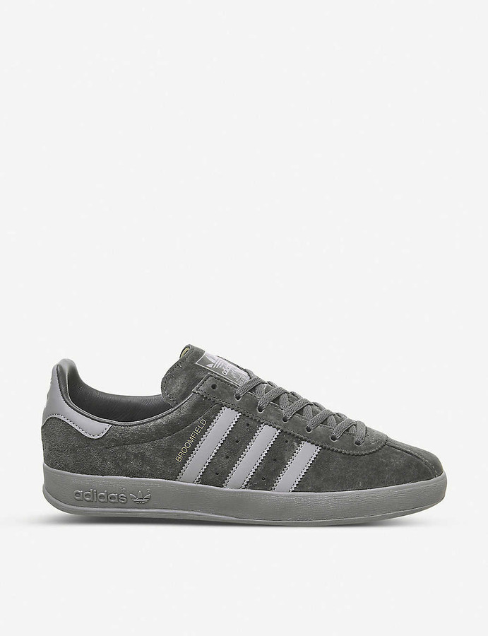 adidas dark grey broomfield trainers