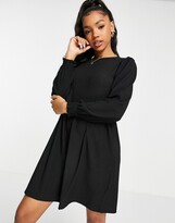 Thumbnail for your product : New Look long sleeve mini jersey smock dress in black