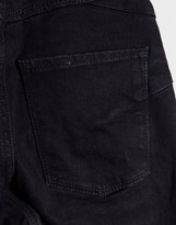 Thumbnail for your product : New Look waist enhance mom jean in black