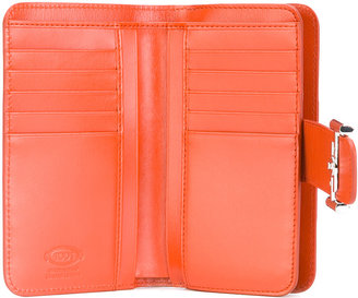 Tod's foldover wallet - women - Leather - One Size
