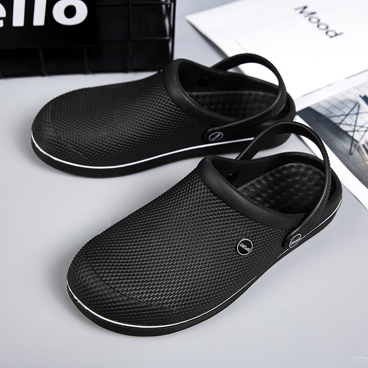 Men & apos;s flat EVA plastic waterproof perforated shoes with 2 pairs of sandals and slippers, fisherman & apos;s shoes, nurse & apos;s shoes