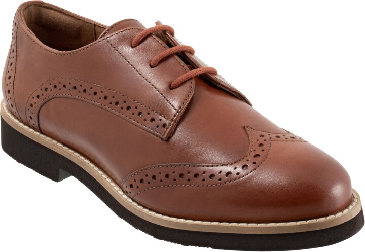 SoftWalk Willet Wingtip Derby