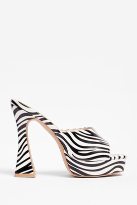 Nasty Gal Womens Zebra Platform Block Heel Mules - White - 5
