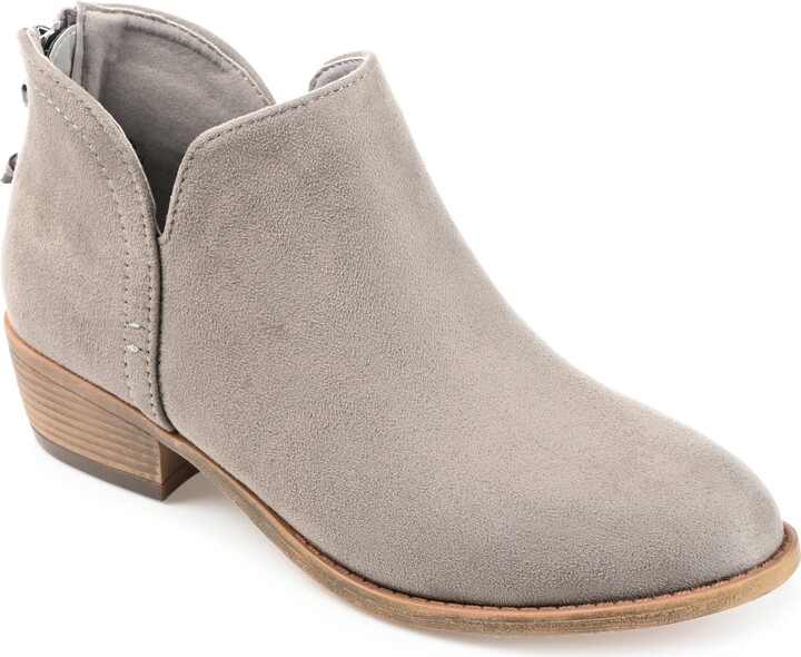 Journee Collection Women's Wide Width Livvy Bootie