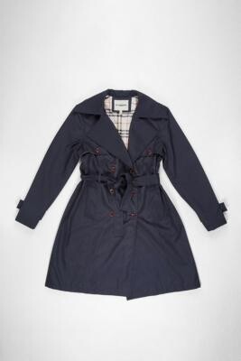 Urban Renewal Vintage One-Of-A-Kind Navy Burberry Tench-Coat Jacket - Navy S at Urban Outfitters