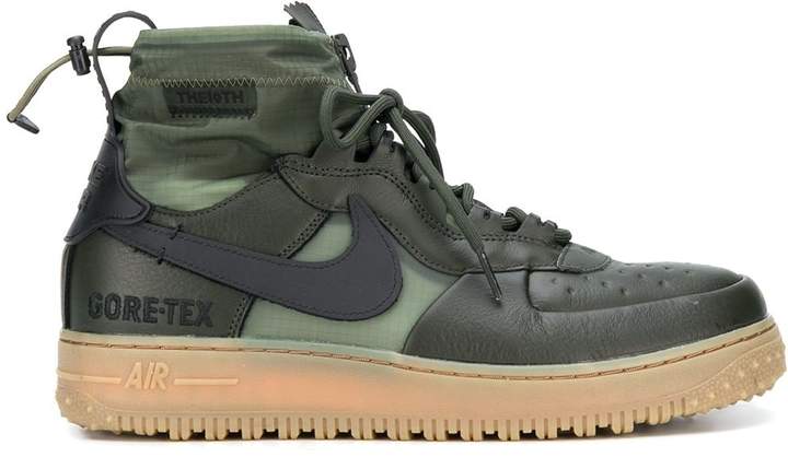 nike gore tex trainers