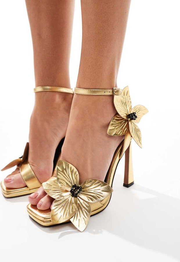 ASOS DESIGN Nettle flower detail high heeled sandals in gold