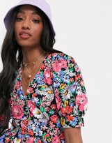 Thumbnail for your product : New Look floral poplin top in white