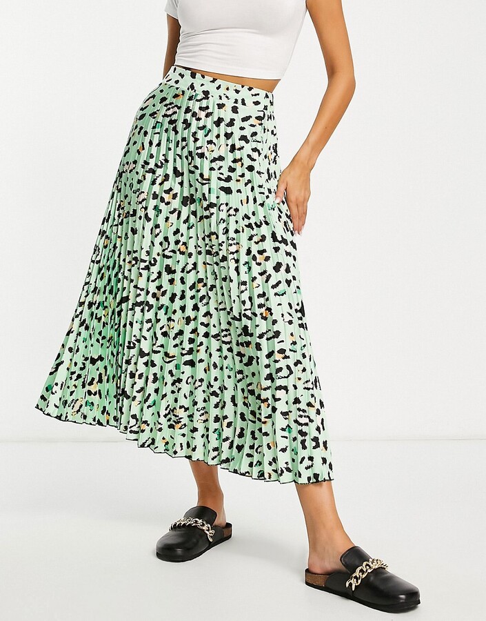 New Look leopard print pleated midi skirt in green - ShopStyle