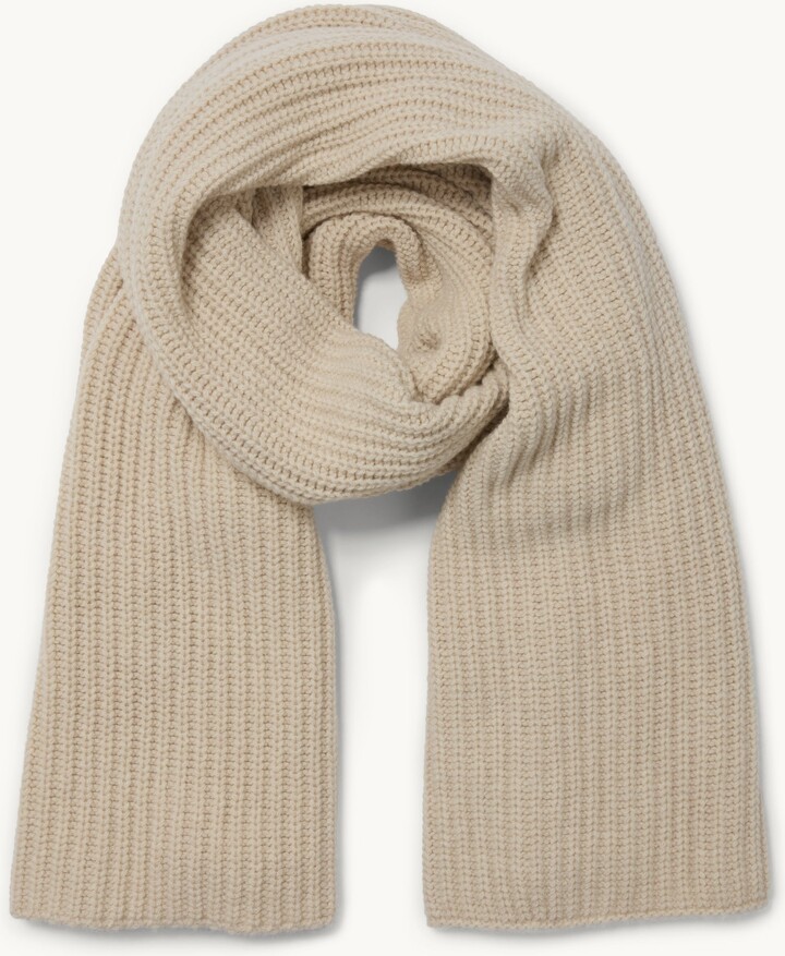 goop GWYN The Scarf | Cream | Size