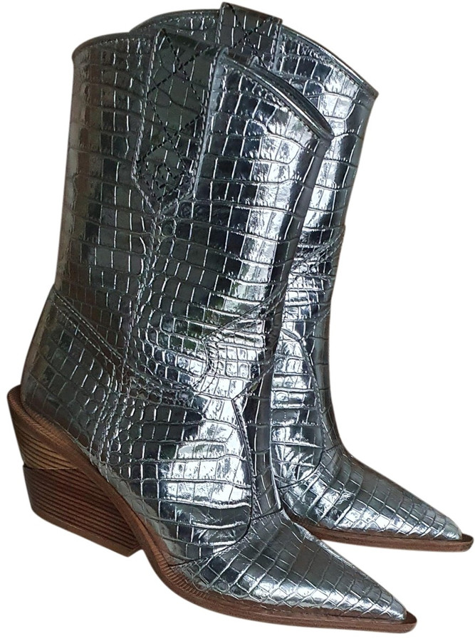 fendi silver cowboy boots
