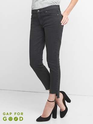 Mid Rise True Skinny Ankle Jeans with Step-Hem