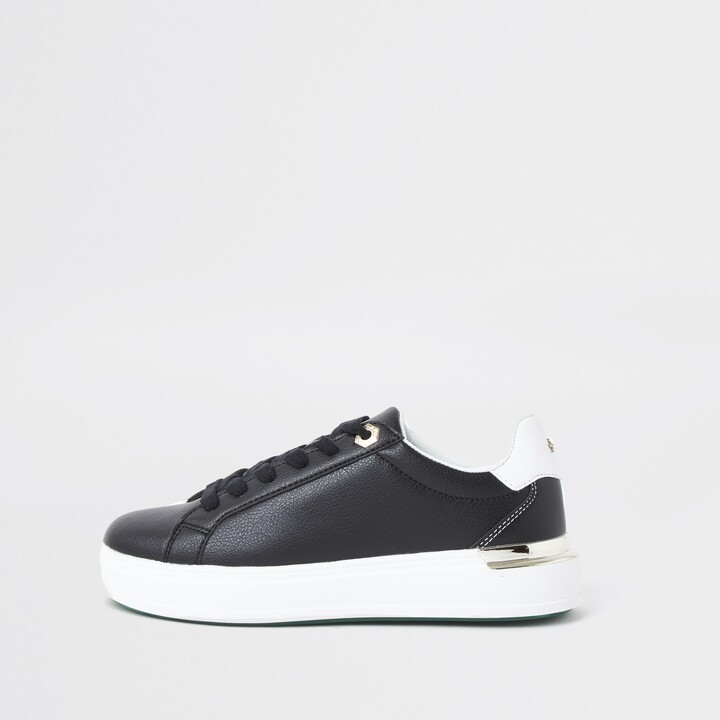 river island female trainers