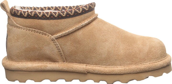 Bearpaw Youth Super Shorty Deco Boots, Size 13, Iced Coffee