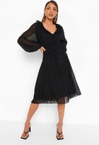 Thumbnail for your product : boohoo Pleated Long Sleeve Ruffle Midi Smock Dress