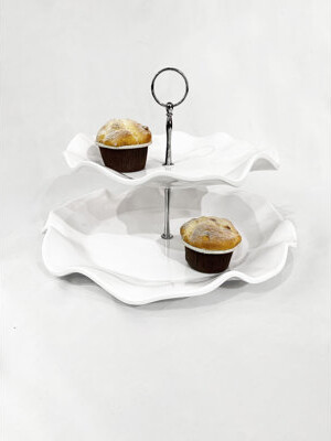 Beatriz Ball Vida Havana Two Tiered Server