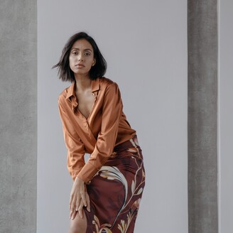 Vasiliki Atelier - Miranda Classic Silky Shirt In Burnt Orange