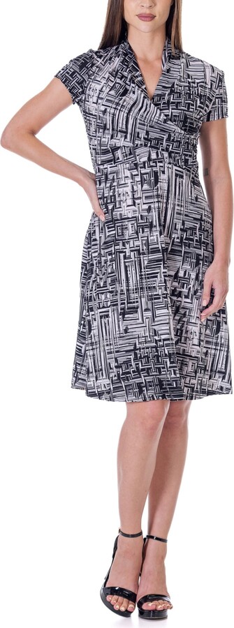 24seven Comfort Apparel Print Short Sleeve Knee Length V Neck Rouched Wrap Dress