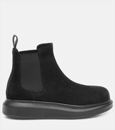 Thumbnail for your product : Alexander McQueen Suede ankle boots