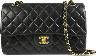 Chanel Pre-owned 2000 Medium Classic Flap Shoulder Bag - Black