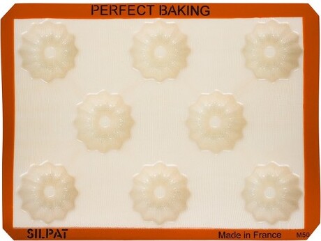 Silpat SilpatPerfectNon-StickFlutedCakeMold