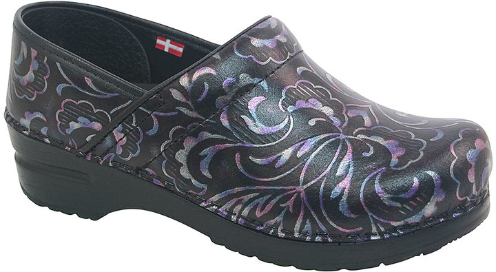 sanita pixie clog