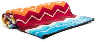 Missoni Home Hugo zigzag beach towel