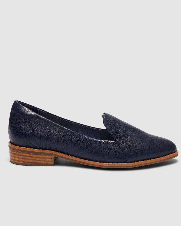 ladies navy blue penny loafers