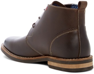 hank op chukka boot