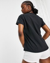 Thumbnail for your product : Columbia Sun Trek t-shirt in black