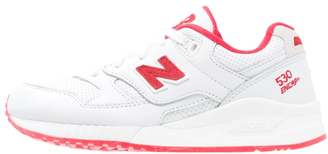 New Balance M530 Trainers white/red