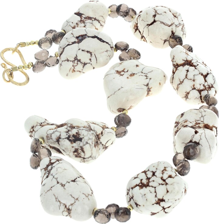 Aria Jewelry Design Ajd 20" Elegant Real Howlite & Polished Flips Of Smoky Quartz Necklace