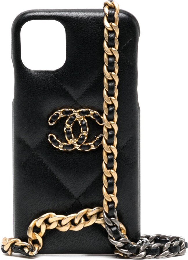 Chanel iPhone Case With Chain