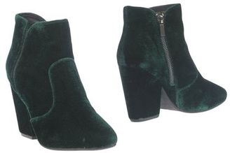 Essentiel Ankle boots