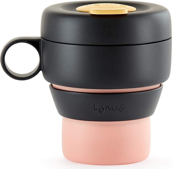 Lekue Mug to Go Reusable Collabsible Drinks Holder | Foldable Cup for Office, Travel, Hiking, Coffee, Tea | 100% Leakproof | Microwave & Dishwasher Safe | Handle for Left/Right Handed Use | Black/Pink
