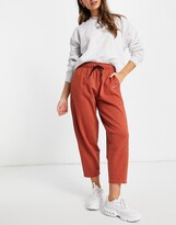 Thumbnail for your product : Nike Lounge essential fleece pants in brown marl