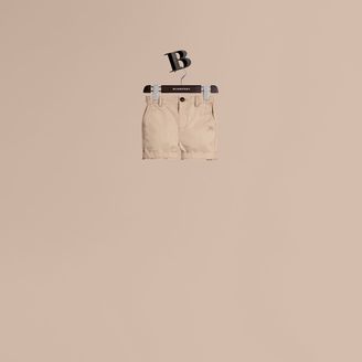 Burberry Check Detail Cotton Chino Shorts , Size: 3Y, Beige