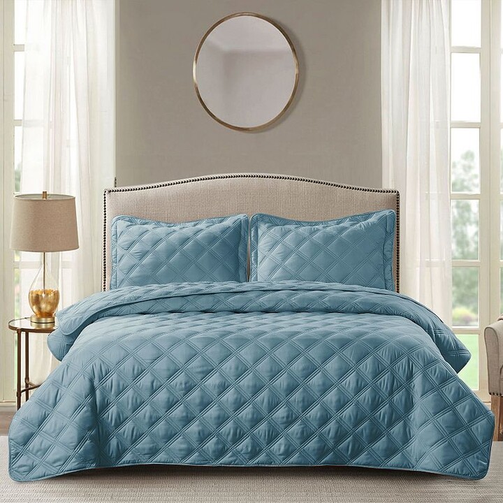 Serenta Charleston Down Alternative 3-Piece Bedspread and Sham Set