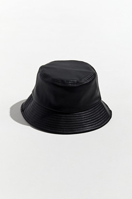 tommy hilfiger bucket hat urban outfitters