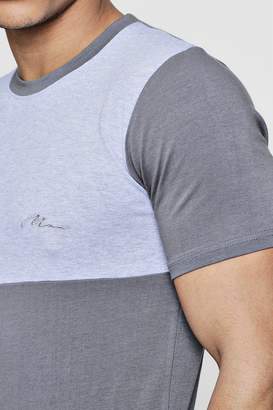 boohoo Longline MAN Signature Muscle Fit T-Shirt