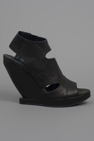 Thumbnail for your product : Ld Tuttle The Glance Wedges