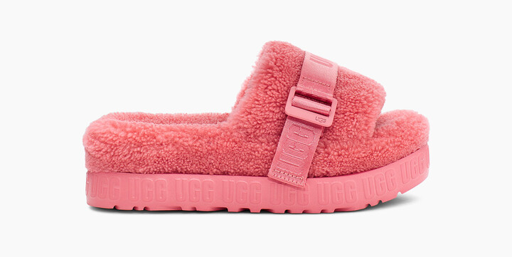 light pink ugg slippers