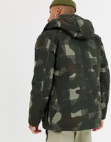 Thumbnail for your product : G Star G-Star Vodan camo print jacket with padded hood in green