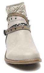 Mustang Women's Amuvi Rounded toe Ankle Boots in Beige