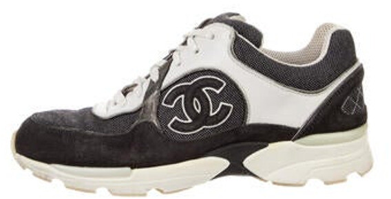 Thorny frivillig Morgenøvelser Pre-owned Chanel Women's Sneakers & Athletic Shoes on Sale | Shop the  world's largest collection of fashion | ShopStyle